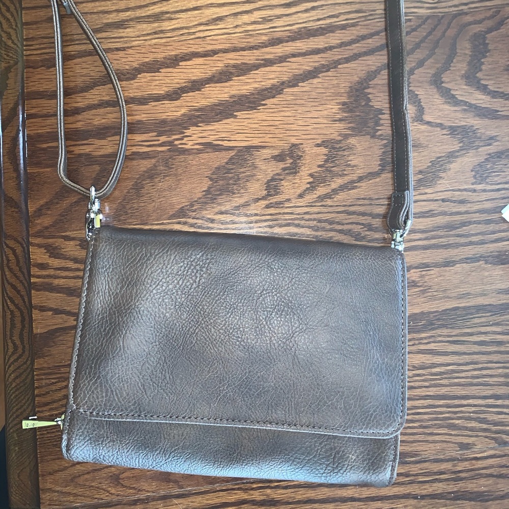 Thirty one chestnut distressed pebble